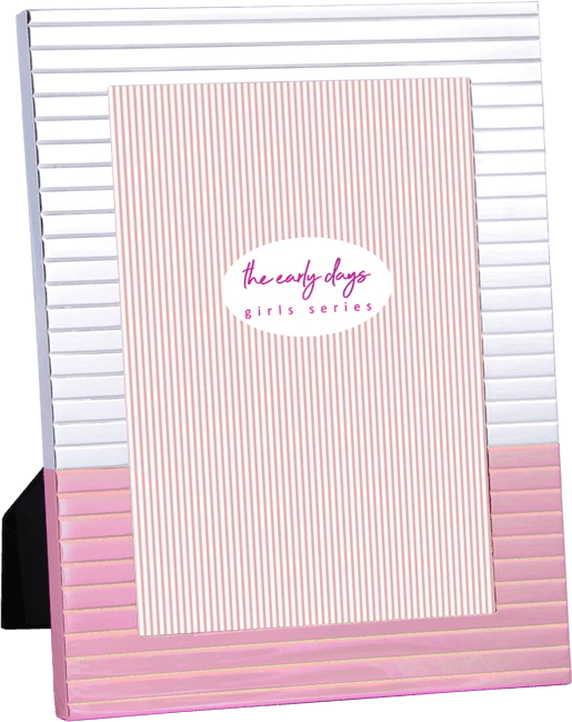 Παιδική κορνίζα μεταλλική από τη σειρά the early days (girls series) 19027-19028